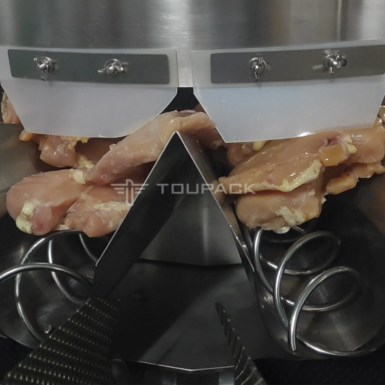 สกรู 1.0L 1.5L เครื่องชั่งน้ำหนักเครื่องบรรจุ Dimple Plate Hopper 14 หัวสำหรับอกไก่