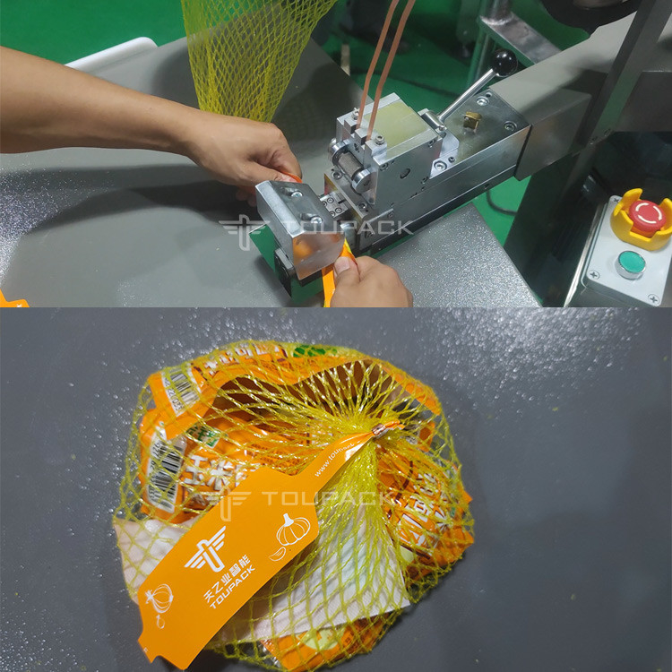 Semi Auto Banana Carrot Packing Machine For Mesh Net Bag Weighing Counting Netting Clipping เครื่องบรรจุขนมกล้วยไม้สําหรับกระเป๋าขัด