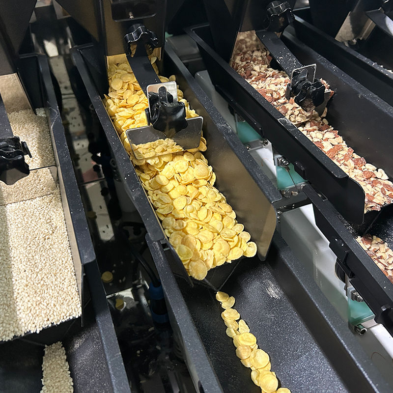 ผสมถั่วถั่วแห้งและเมล็ดอาหารว่าง กระป๋องกระป๋องพลาสติก เครื่องเติมและบรรจุ เครื่องเติมสําหรับกระป๋อง