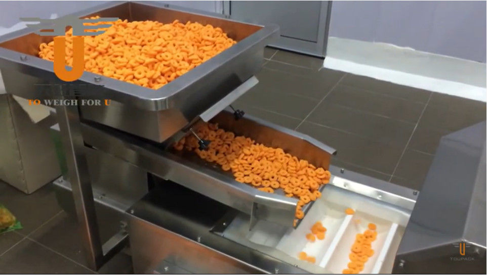เครื่องบรรจุ Multihead Weigher ความแม่นยำสูง 120 ถุง / นาทีสำหรับชีสและหัวหอม
