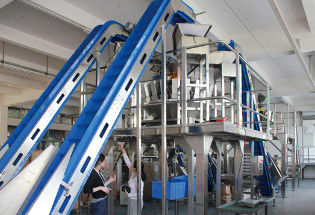 ISO 9001 14 หัว 1.6L เครื่องบรรจุขนมขบเคี้ยวสำหรับผลไม้แห้ง