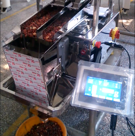 10WPM เครื่องชั่งอัตโนมัติบรรจุและปิดผนึกเครื่องหัวเดียว 3L เครื่องชั่งเชิงเส้นเกรดอาหาร